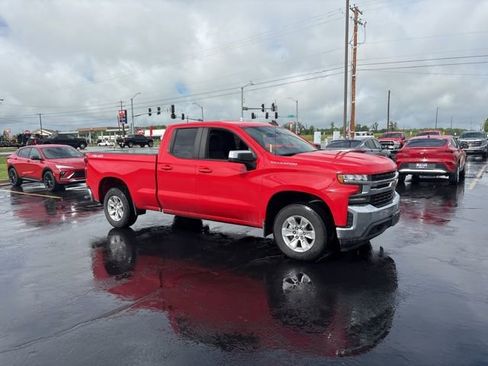 Used 2019 Chevrolet Silverado 1500 LT w/ All-Star Edition AWD/4WD image 9