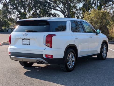 Used 2022 Hyundai Palisade SE image 5