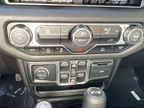 New 2026 Jeep Wrangler Sport AWD/4WD image 27