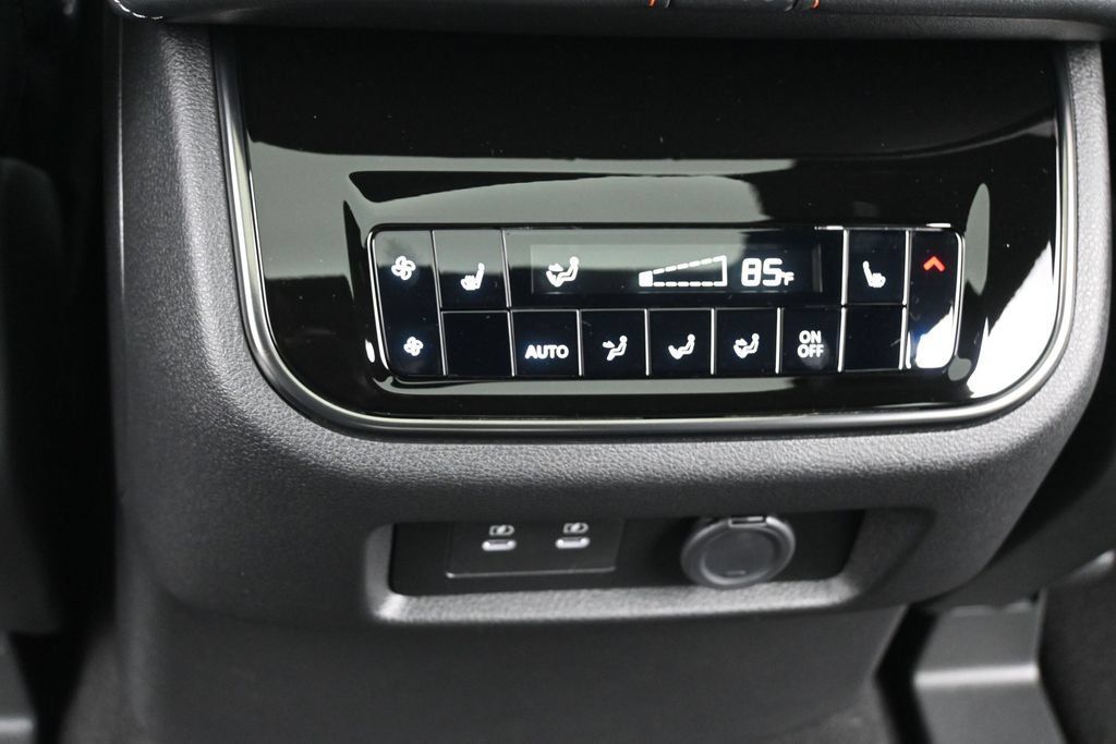 New 2026 Nissan Armada PRO-4X AWD/4WD image 16