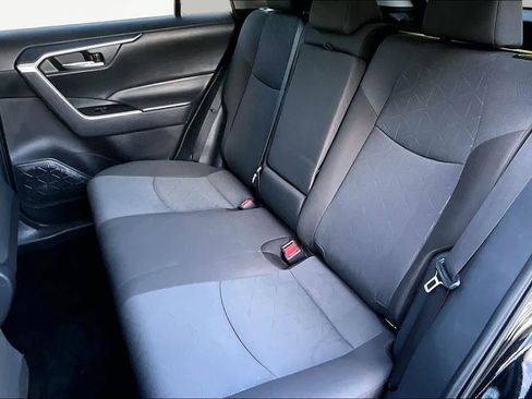 Used 2024 Toyota RAV4 XLE w/ Convenience Package FWD image 21
