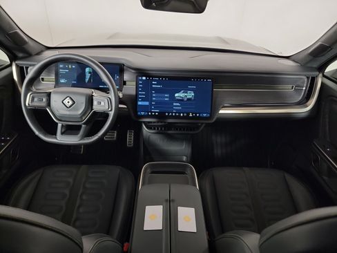 Used 2024 Rivian R1S Adventure AWD/4WD image 27