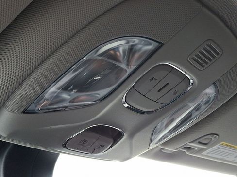 Certified 2022 Jeep Compass Limited w/ Sun and Sound Group image 32