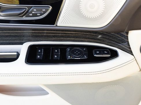 Used 2022 Lincoln Navigator L Black Label AWD/4WD image 21