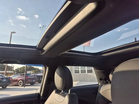 Used 2017 MINI Cooper S FWD image 19