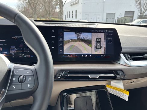 Certified 2025 BMW X1 xDrive28i w/ Technology Package image 31