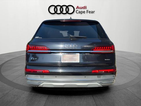 Used 2020 Audi Q7 3.0T Premium w/ Convenience Package AWD/4WD image 4