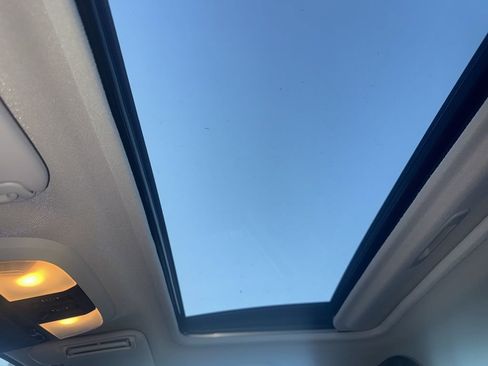 Used 2024 Subaru Impreza 2.0i Sport image 11