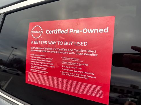 Used 2024 Nissan Murano SL image 32