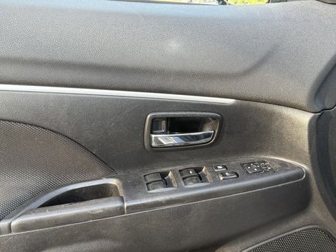 Used 2011 Mitsubishi Outlander Sport SE image 9