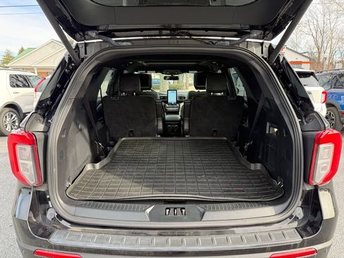 Used 2022 Ford Explorer ST image 34
