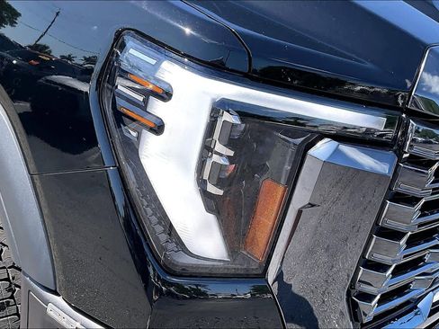 Used 2024 GMC Sierra 2500 Denali Ultimate w/ Snow Plow Prep/Camper Package AWD/4WD image 27