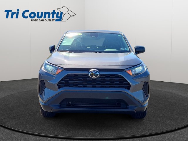 Certified 2022 Toyota RAV4 LE AWD/4WD image 2