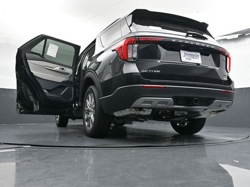 New 2026 Ford Explorer Active w/ Active Comfort Package image 37