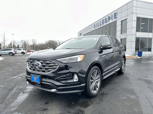 Used 2019 Ford Edge Titanium w/ Equipment Group 301A image 8