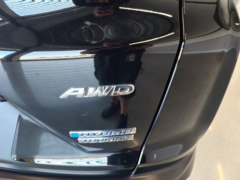 Used 2022 Honda CR-V Touring image 27