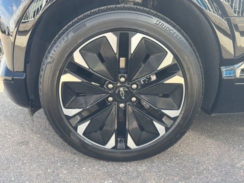 Used 2025 Chevrolet Blazer EV RS image 25