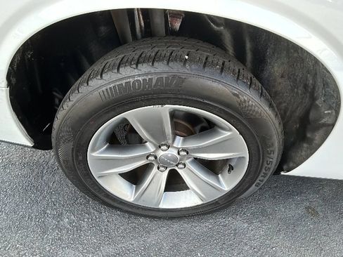 Used 2019 Dodge Challenger SXT w/ Driver Convenience Group RWD image 36