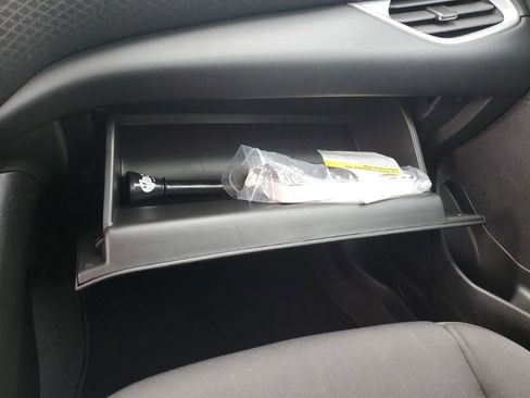 Used 2023 Chevrolet Malibu LS image 20