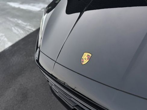 Certified 2024 Porsche Cayenne Coupe image 36