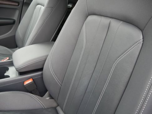 Certified 2023 Audi Q5 2.0T Premium w/ Convenience Package image 21