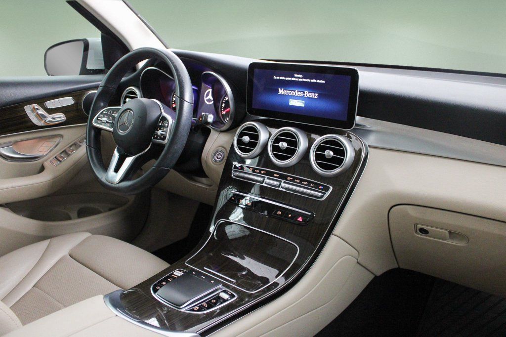 Used 2022 Mercedes-Benz GLC 300 image 21