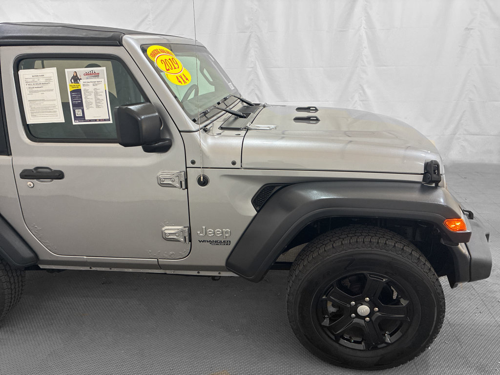 Used 2019 Jeep Wrangler Sport AWD/4WD image 7