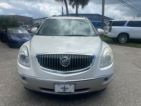 Used 2012 Buick Enclave Leather FWD image 2