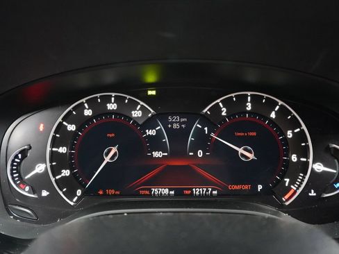 Used 2017 BMW 540i RWD image 16