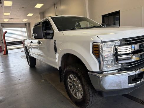 Used 2018 Ford F250 XLT AWD/4WD image 1