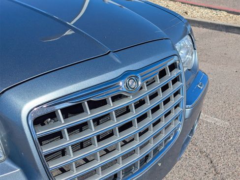 Used 2007 Chrysler 300 C w/ Protection Group II image 4