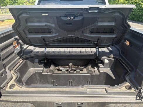Used 2017 Honda Ridgeline RTL image 11