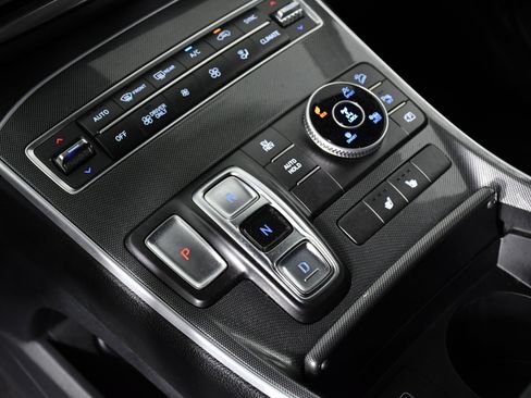 Used 2022 Hyundai Santa Fe SEL Convenience image 16