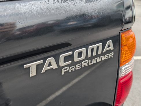 Used 2004 Toyota Tacoma PreRunner image 11