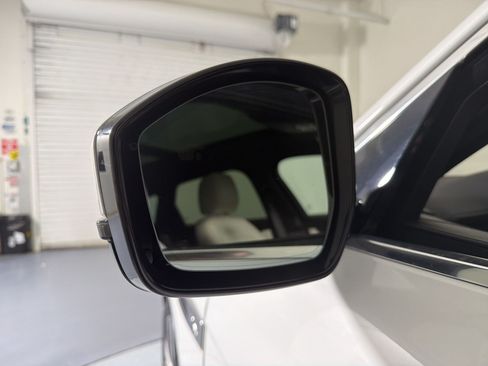 Used 2021 Jaguar F-PACE S AWD/4WD image 19