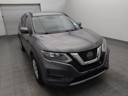 Used 2020 Nissan Rogue S FWD image 14