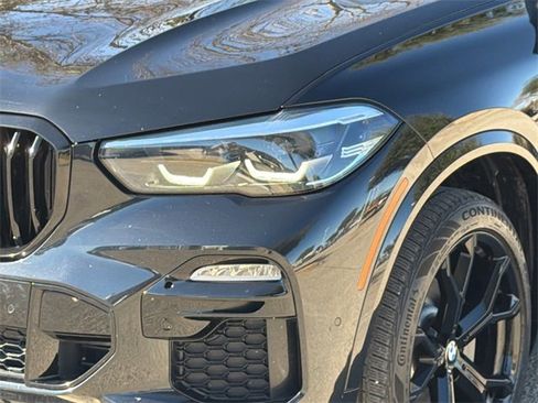 Used 2021 BMW X5 xDrive40i w/ M Sport Package image 4