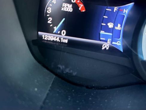 Used 2017 Ford Fusion SE w/ Equipment Group 201A FWD image 22