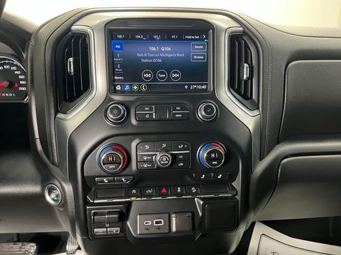 Used 2019 Chevrolet Silverado 1500 LT Trail Boss image 11