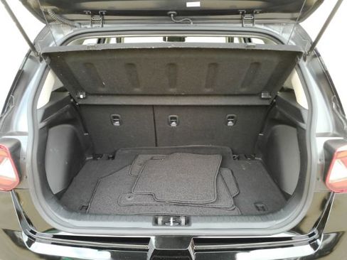 Used 2022 Hyundai Venue SEL w/ Cargo Package image 21