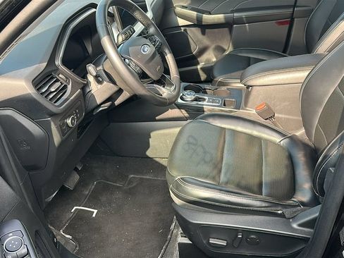 Used 2024 Ford Escape Platinum AWD/4WD image 7