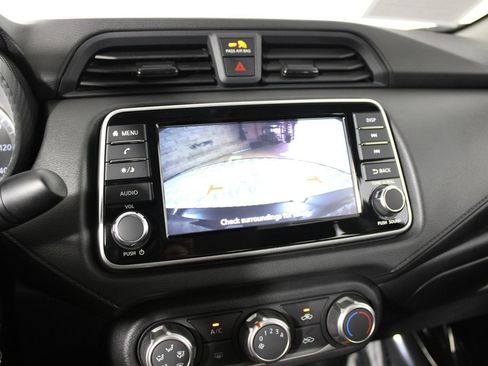 Used 2025 Nissan Versa S w/ Trunk Package FWD image 18
