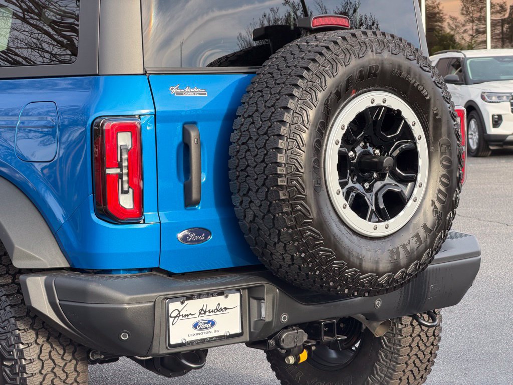 Certified 2025 Ford Bronco Badlands AWD/4WD image 16