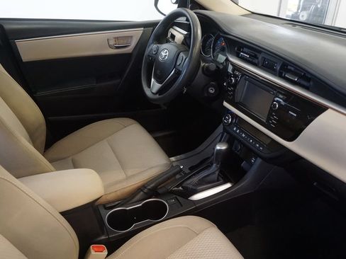 Used 2015 Toyota Corolla LE FWD image 23