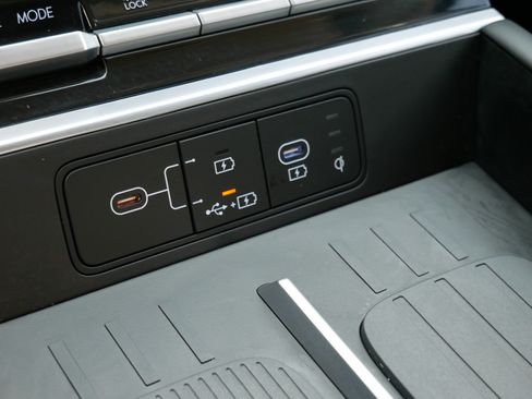 Certified 2026 Hyundai Santa Fe SEL AWD/4WD image 23
