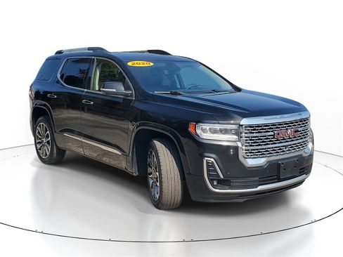 Used 2020 GMC Acadia Denali image 2