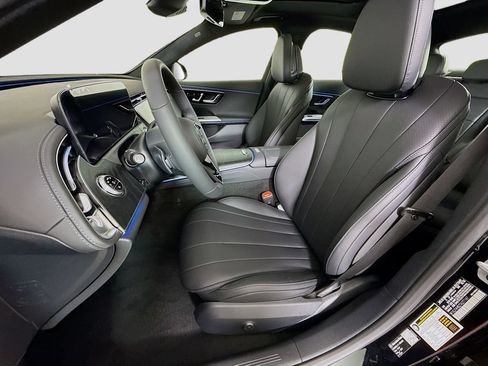 Used 2026 Mercedes-Benz E 350 4MATIC Sedan image 21