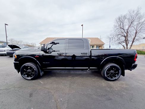 Used 2023 RAM 2500 Limited image 11