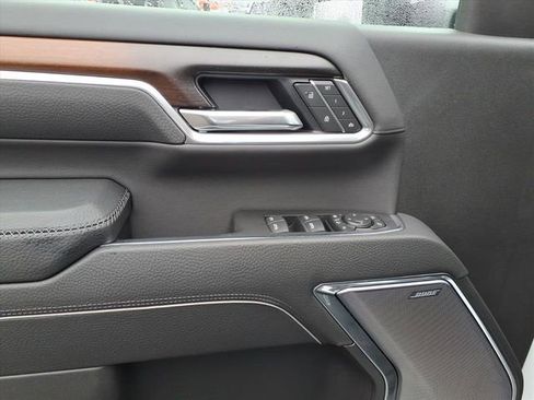 Used 2025 GMC Sierra 3500 Denali w/ Denali Reserve Package image 14