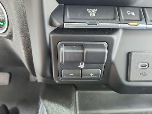Used 2023 Chevrolet Silverado 3500 LTZ w/ Z71 Chrome Sport Edition image 31